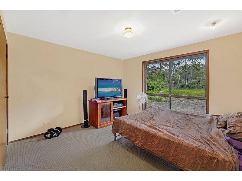80 Kingsford Smith Drive, Berkeley Vale NSW 2261