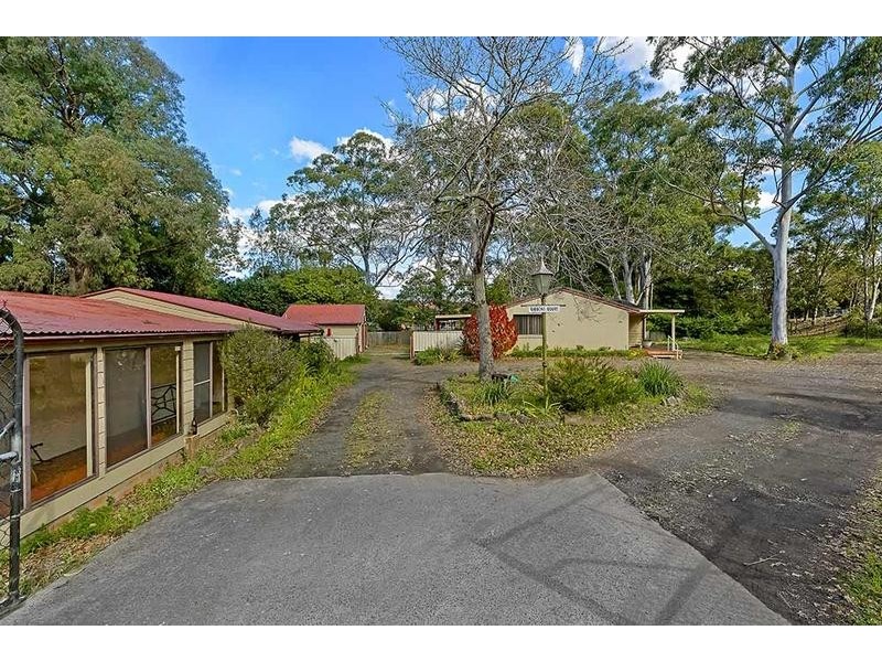 80 Kingsford Smith Drive, Berkeley Vale NSW 2261