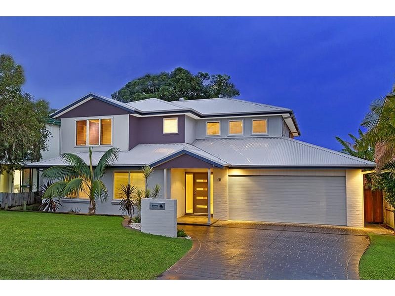 11 Torres St, Killarney Vale NSW 2261