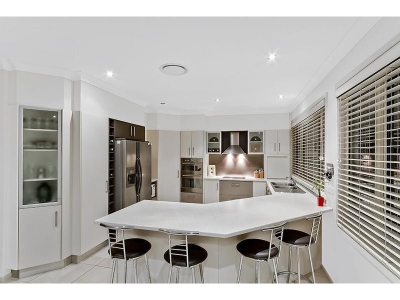 11 Torres St, Killarney Vale NSW 2261