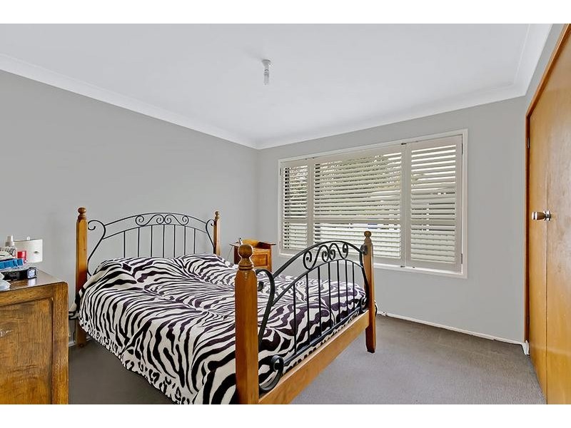 28 St James Avenue, Berkeley Vale NSW 2261