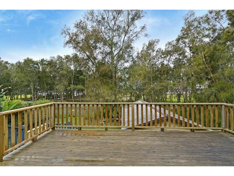 335 Lakedge Avenue, Berkeley Vale NSW 2261