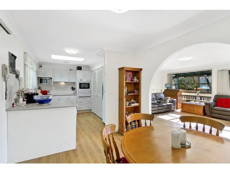 5 Julie Street, Berkeley Vale NSW 2261