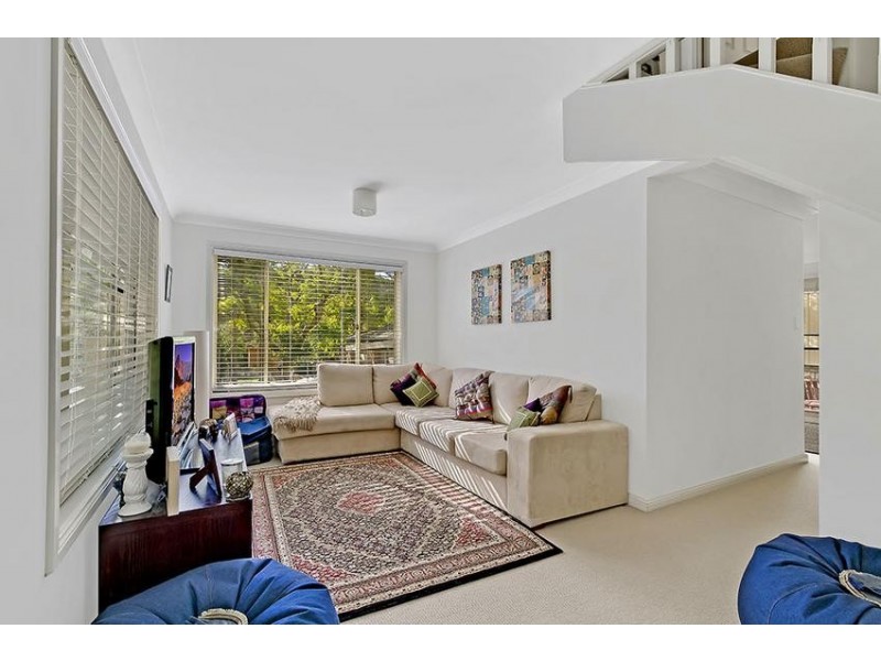 1/16 Creighton Lane, Point Frederick NSW 2250