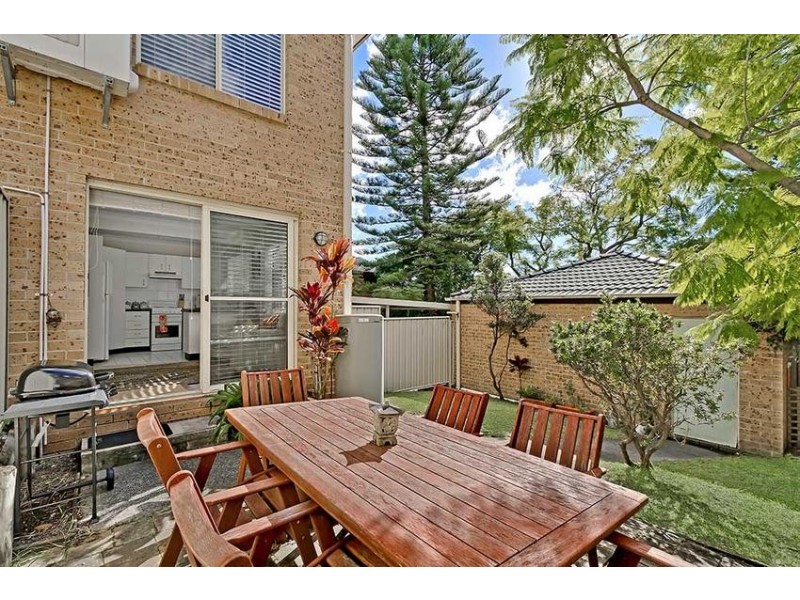 1/16 Creighton Lane, Point Frederick NSW 2250