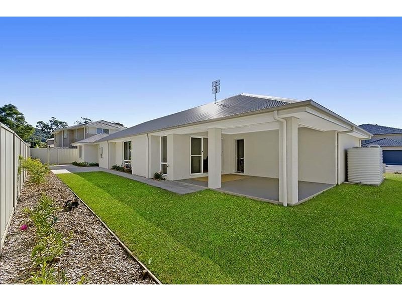 6 Woodstork Cl, Tumbi Umbi NSW 2261