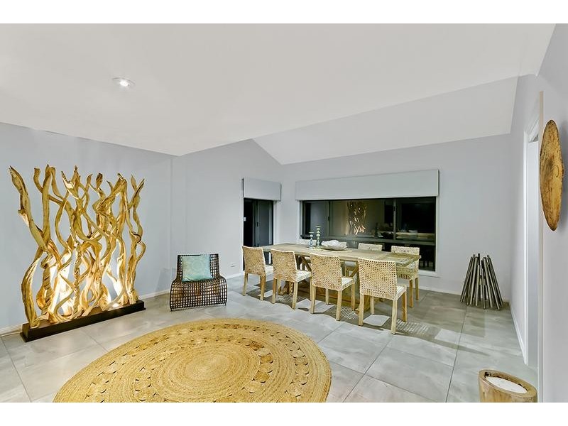 18 Curtis Parade, The Entrance North NSW 2261