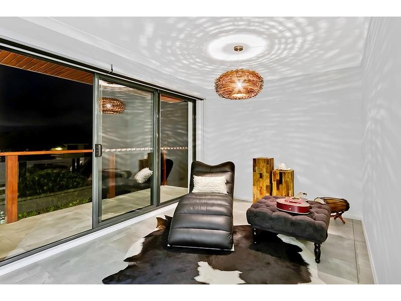 18 Curtis Parade, The Entrance North NSW 2261