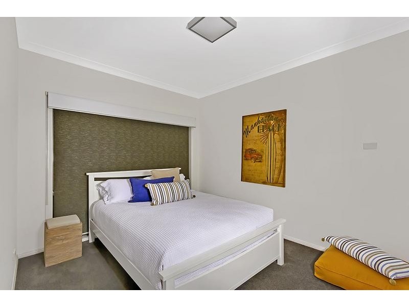 18 Curtis Parade, The Entrance North NSW 2261