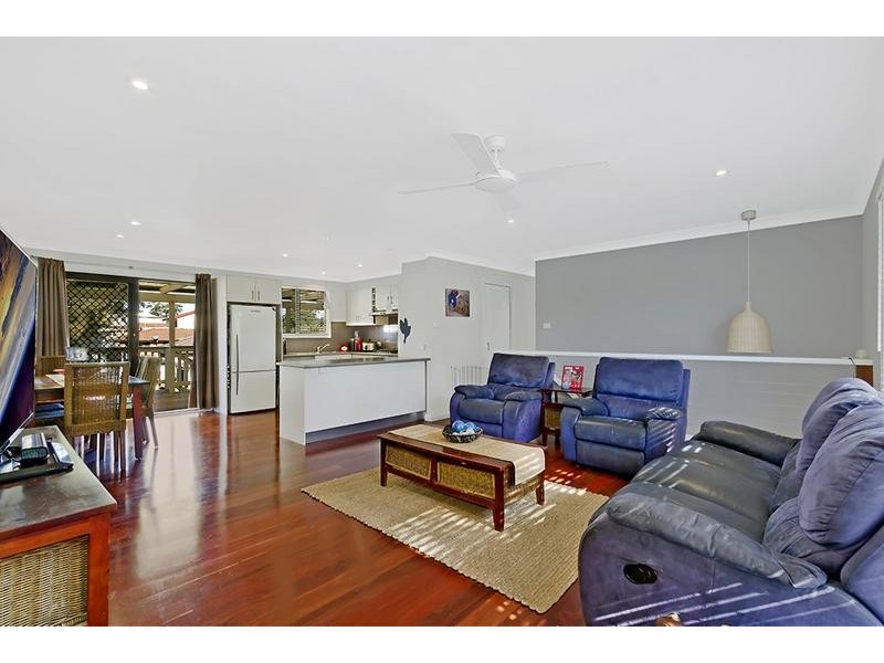 31 Yimbala Street, Killarney Vale NSW 2261