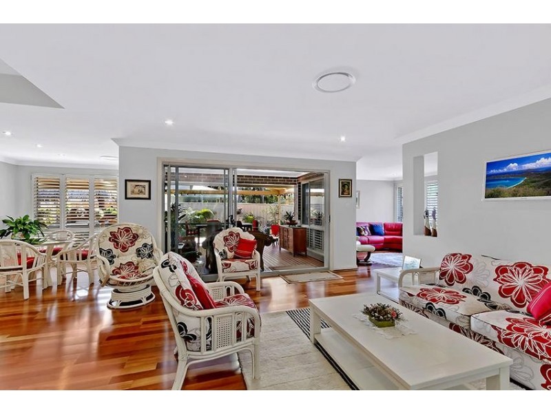 35 Blue Crane Cl, Tumbi Umbi NSW 2261