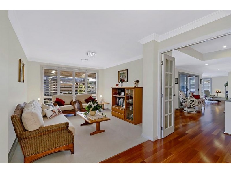 35 Blue Crane Cl, Tumbi Umbi NSW 2261