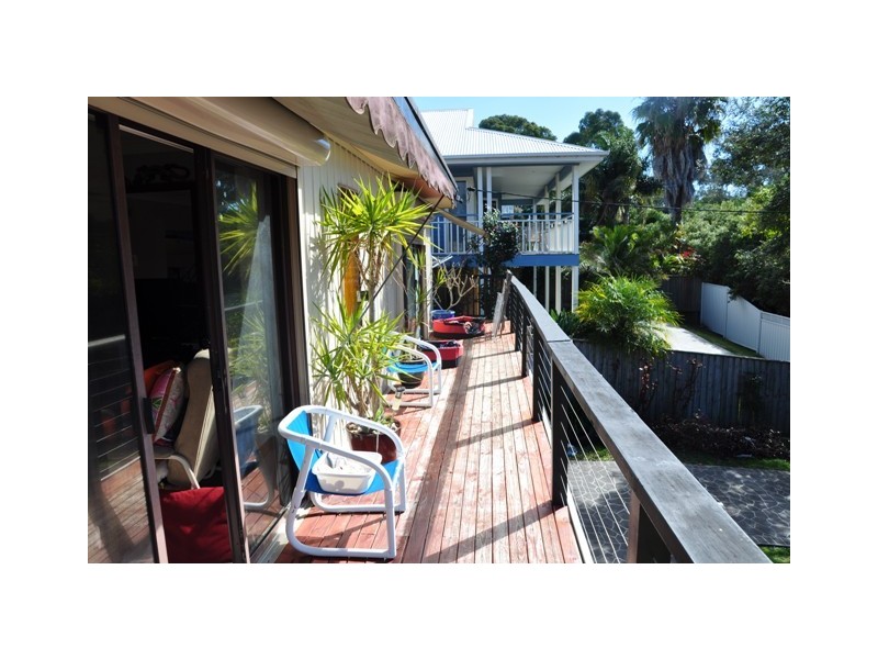 42 Wyong Road, Berkeley Vale NSW 2261