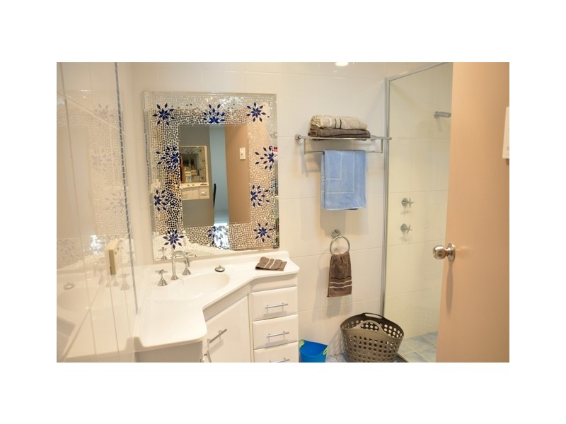 42 Wyong Road, Berkeley Vale NSW 2261