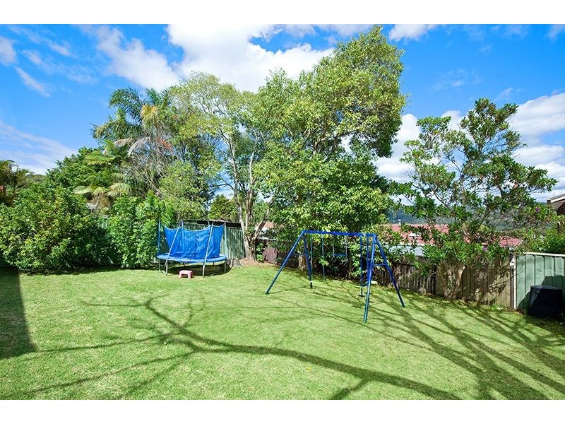 17 Berne St, Bateau Bay NSW 2261