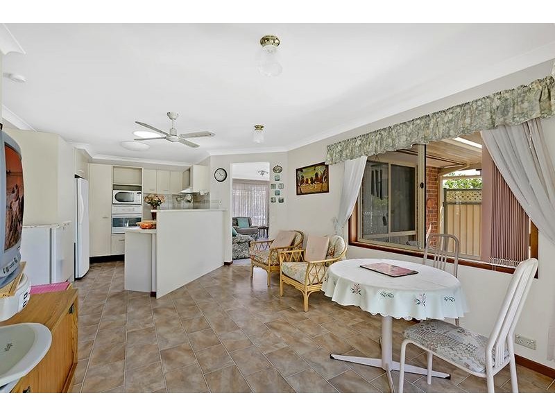 7 Tweed Close, Bateau Bay NSW 2261