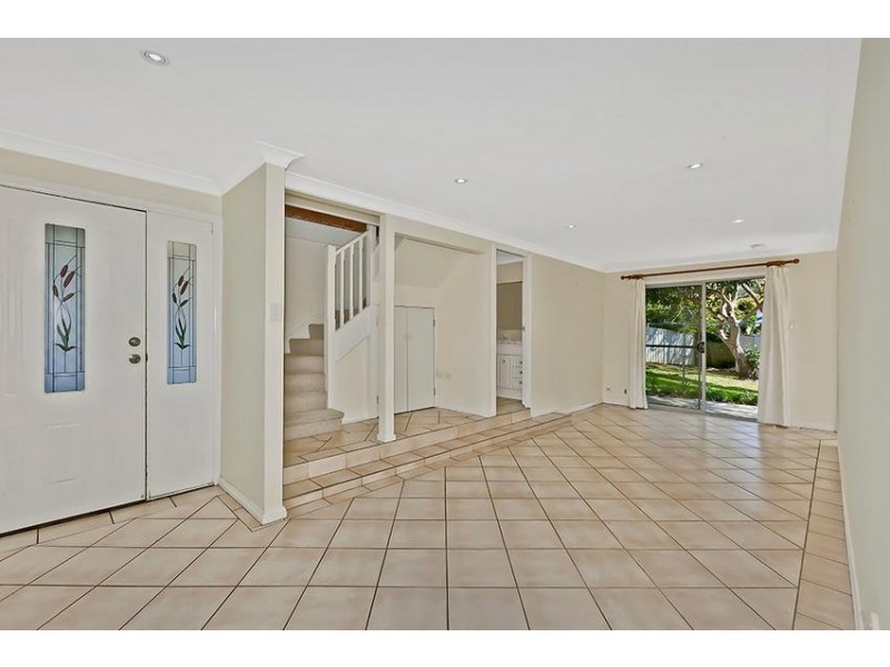 8 Barooga Road, Wamberal NSW 2260