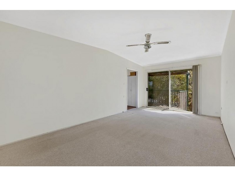 8 Barooga Road, Wamberal NSW 2260