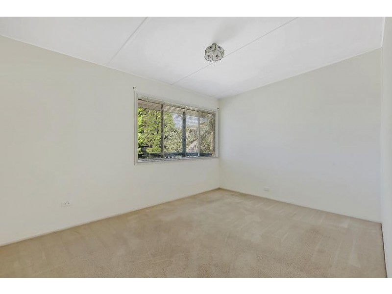 8 Barooga Road, Wamberal NSW 2260