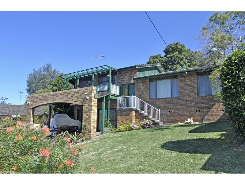 5 Julie Street, Berkeley Vale NSW 2261