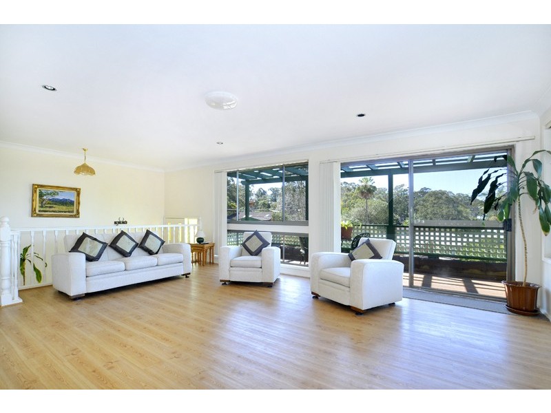 5 Julie Street, Berkeley Vale NSW 2261