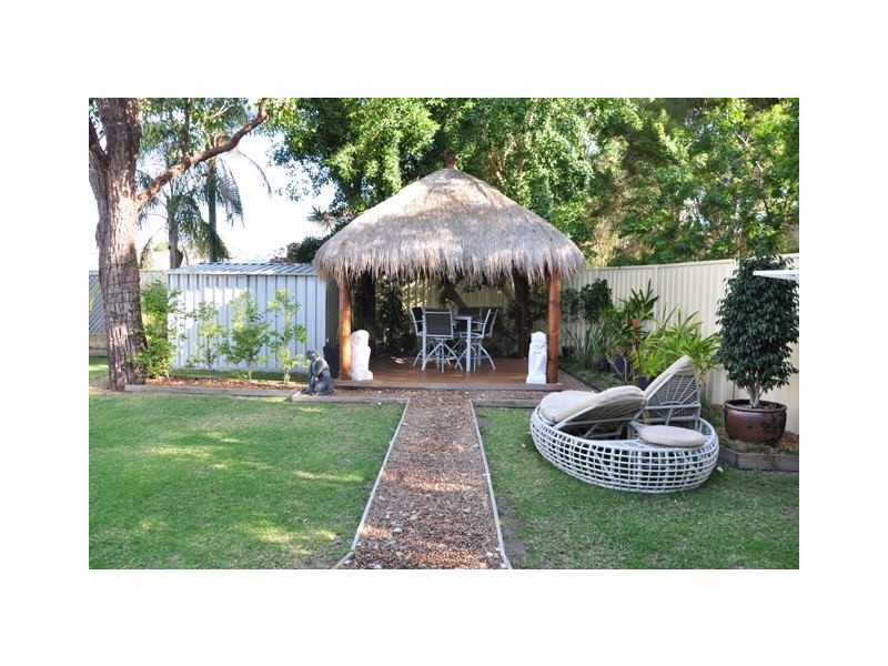 18 Kurruba Parade, Berkeley Vale NSW 2261