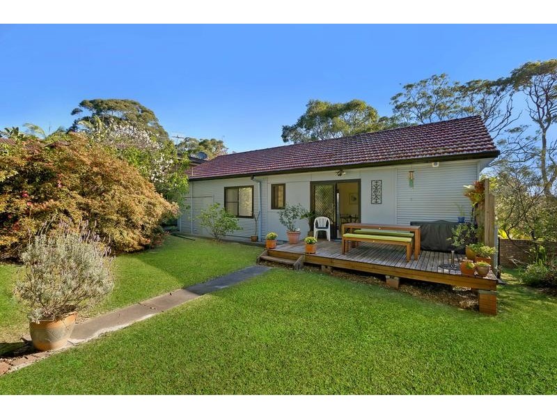 41 Hilltop St, Bateau Bay NSW 2261