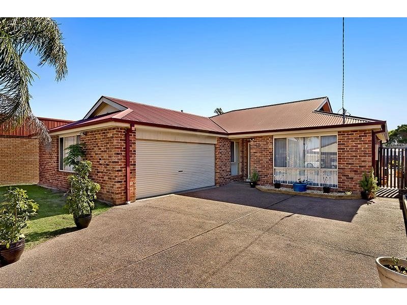69 Dampier Boulevard, Killarney Vale NSW 2261