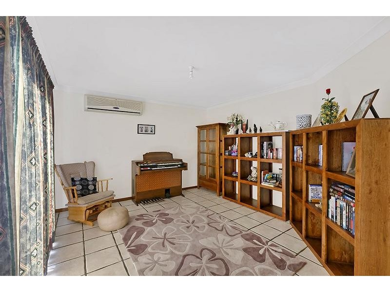 69 Dampier Boulevard, Killarney Vale NSW 2261