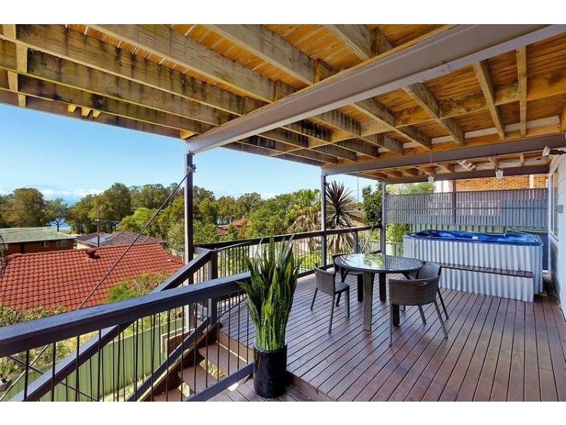 63 Killkenny Parade, Berkeley Vale NSW 2261