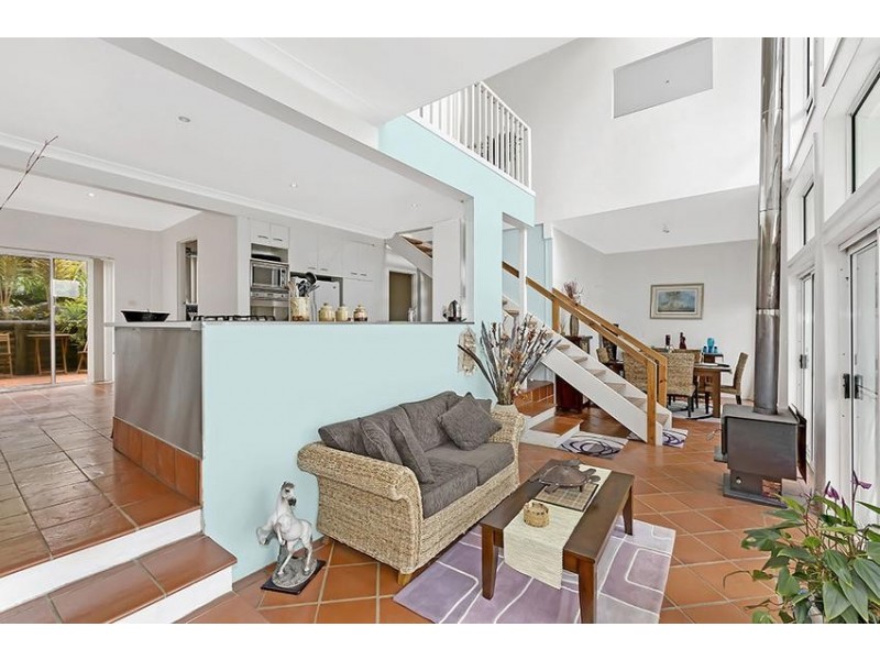 45 Kipling Drive, Bateau Bay NSW 2261