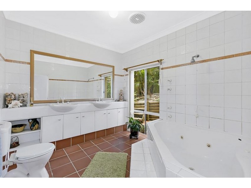 45 Kipling Drive, Bateau Bay NSW 2261