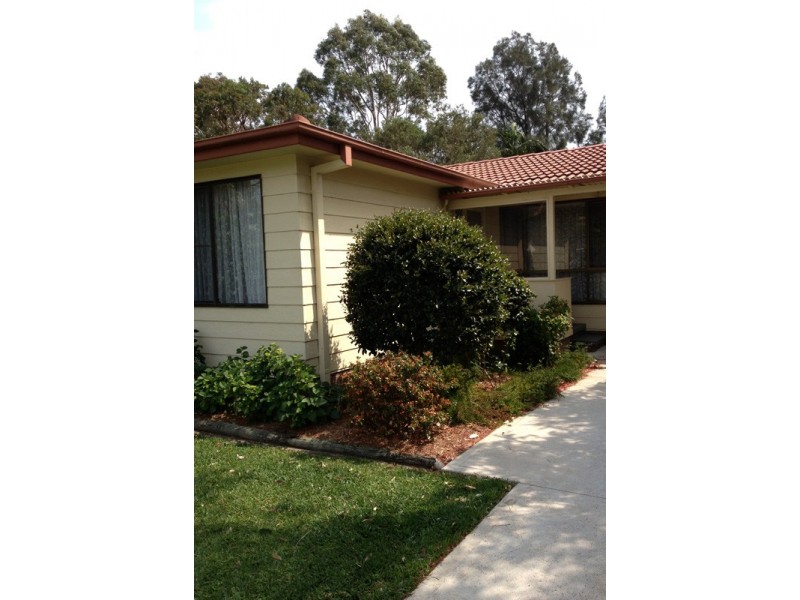 11 Jean Avenue, Berkeley Vale NSW 2261
