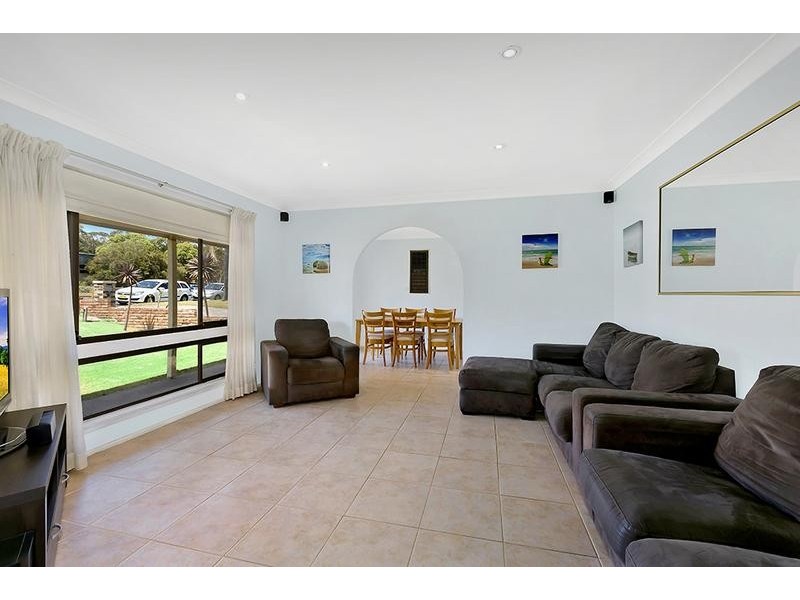 44 Marlowe Road, Bateau Bay NSW 2261