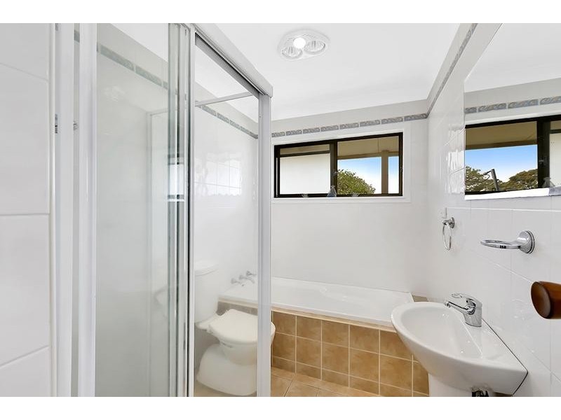 44 Marlowe Road, Bateau Bay NSW 2261