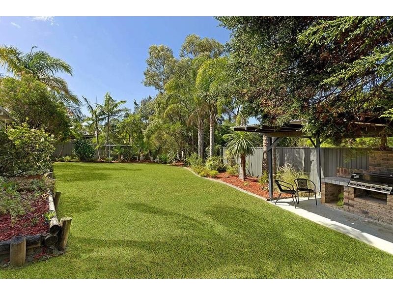 1 Gwydir Street, Bateau Bay NSW 2261