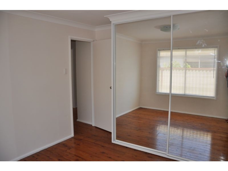 7 Colleen Street, Berkeley Vale NSW 2261