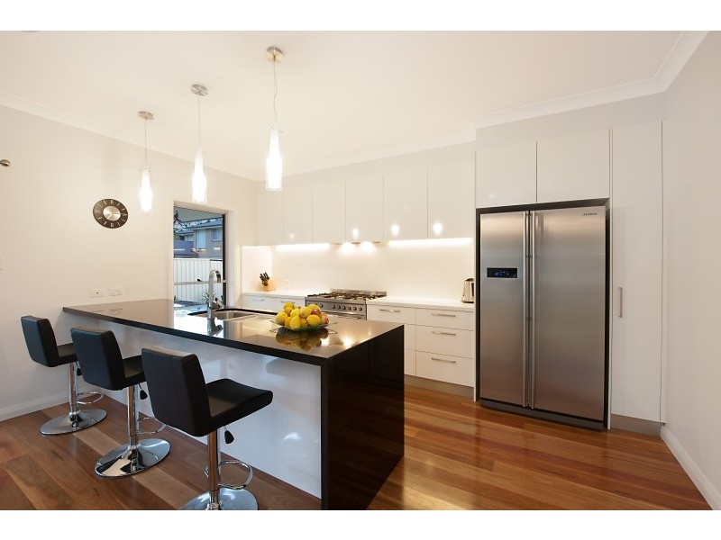 37 Blue Crane Cl, Tumbi Umbi NSW 2261