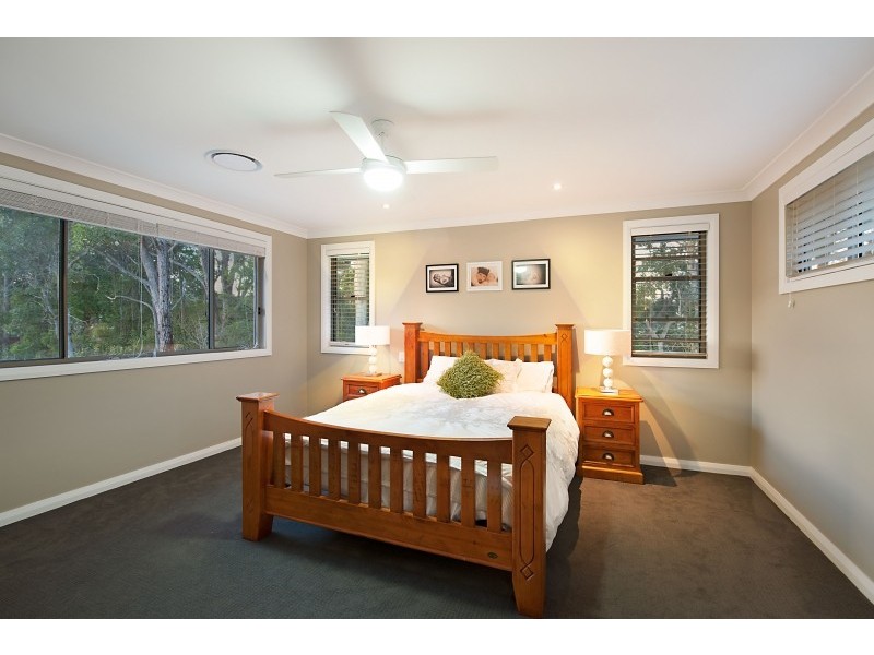 37 Blue Crane Cl, Tumbi Umbi NSW 2261