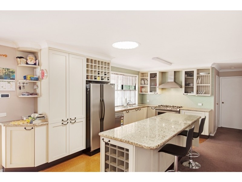 13 Lincoln Close, Bateau Bay NSW 2261