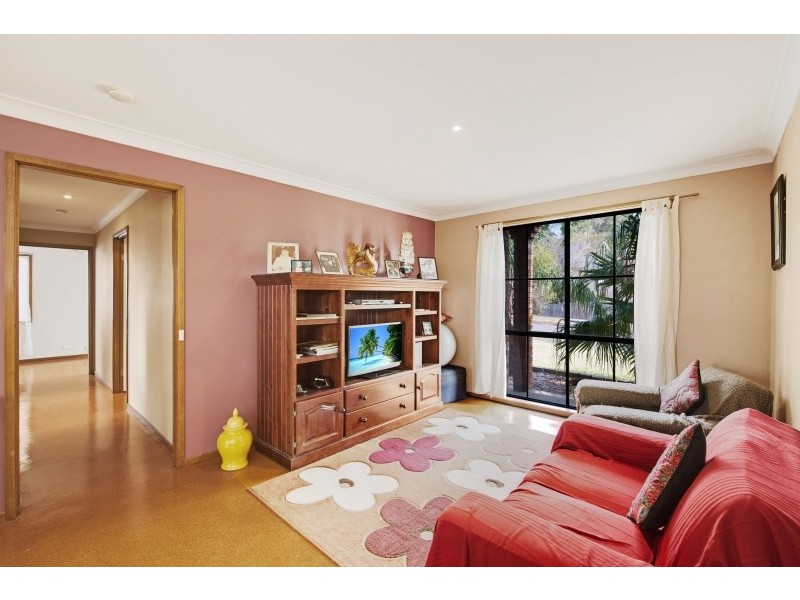 13 Lincoln Close, Bateau Bay NSW 2261
