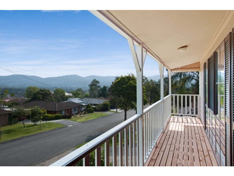 13 Lincoln Close, Bateau Bay NSW 2261