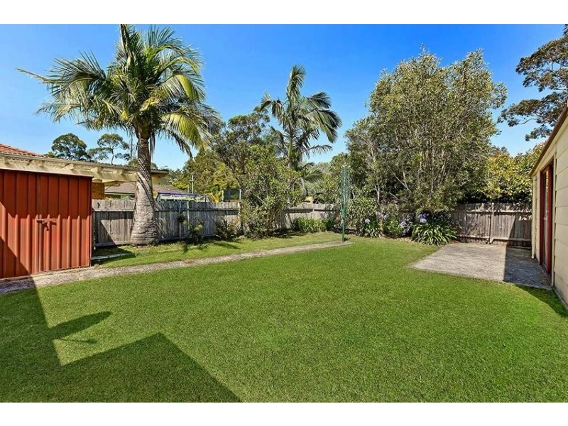 43 Lorraine Ave, Berkeley Vale NSW 2261