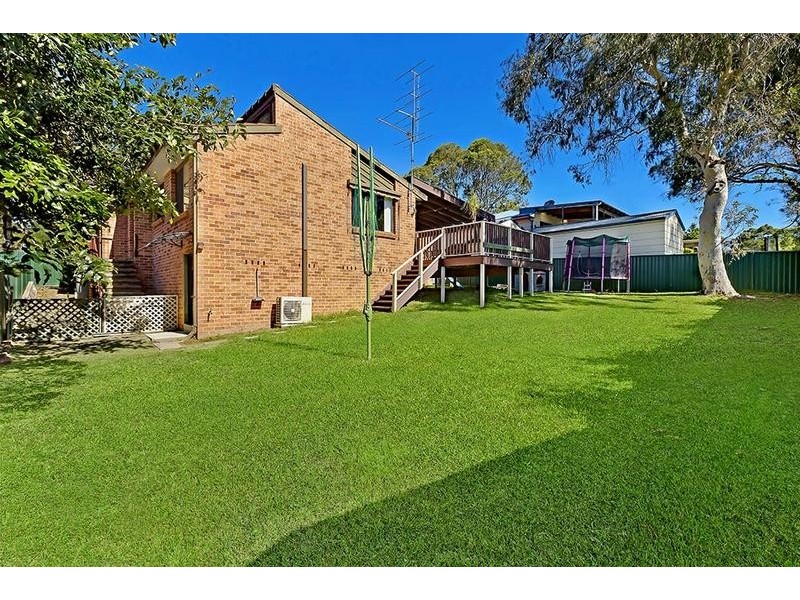 23 Premier Way, Bateau Bay NSW 2261