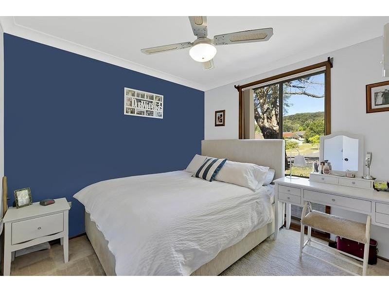 23 Premier Way, Bateau Bay NSW 2261