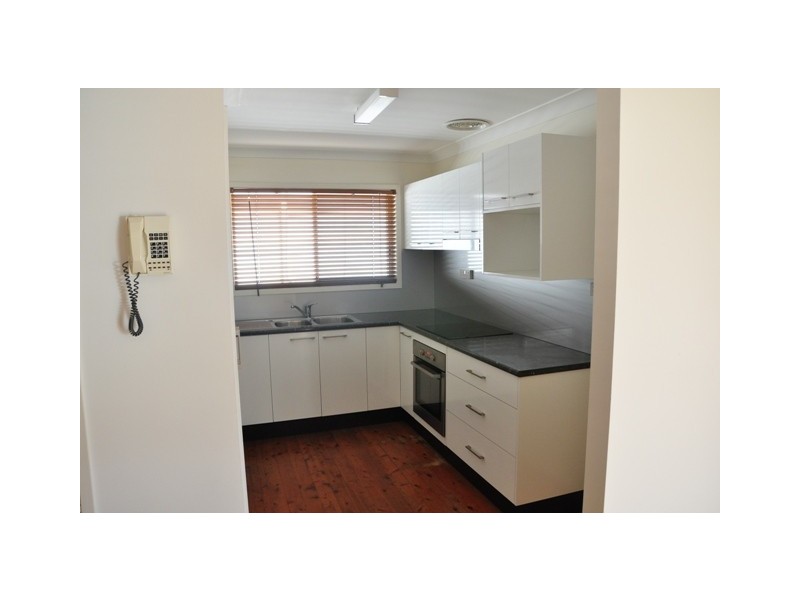 28 Panorama Parade, Berkeley Vale NSW 2261