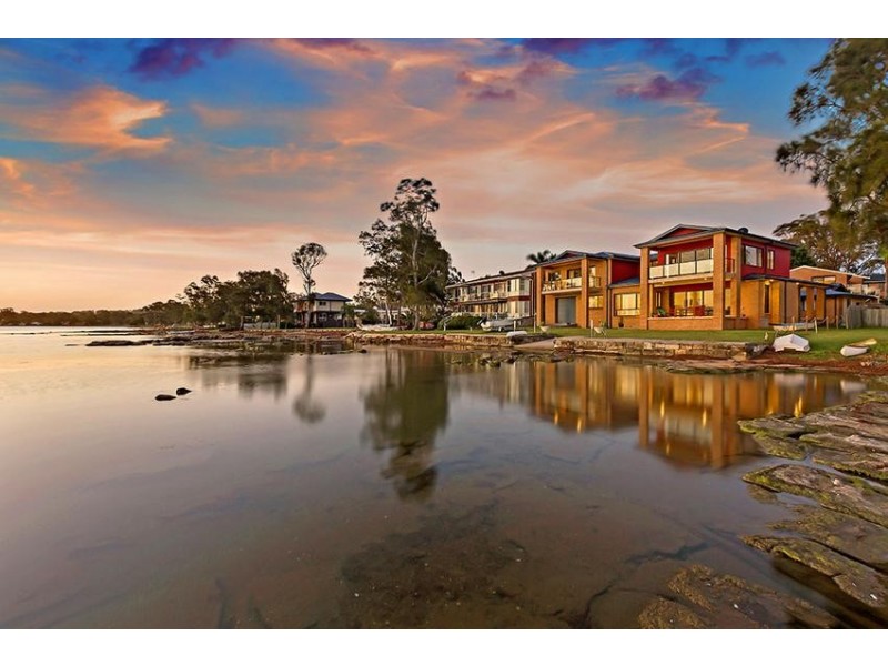 14 Wallarah Road, Gorokan NSW 2263