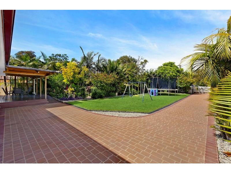 23 Clare Crescent, Berkeley Vale NSW 2261