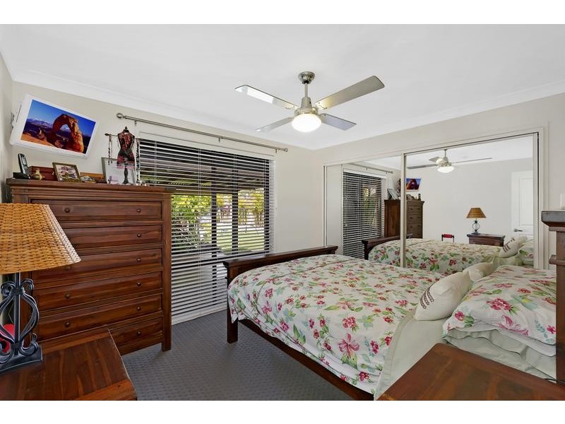 23 Clare Crescent, Berkeley Vale NSW 2261