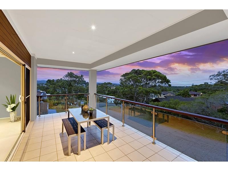 35 Barry Street, Bateau Bay NSW 2261